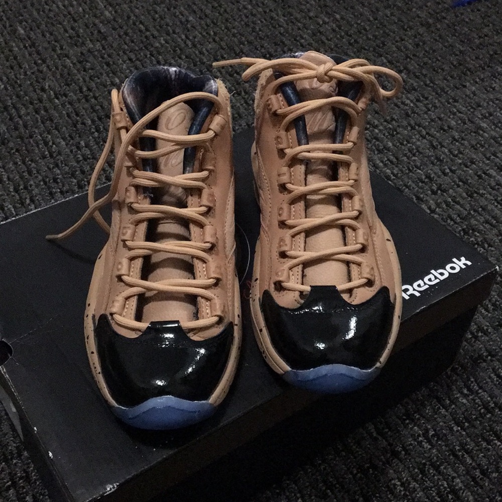 Reebok question x Melody Ehsani limited Edition!